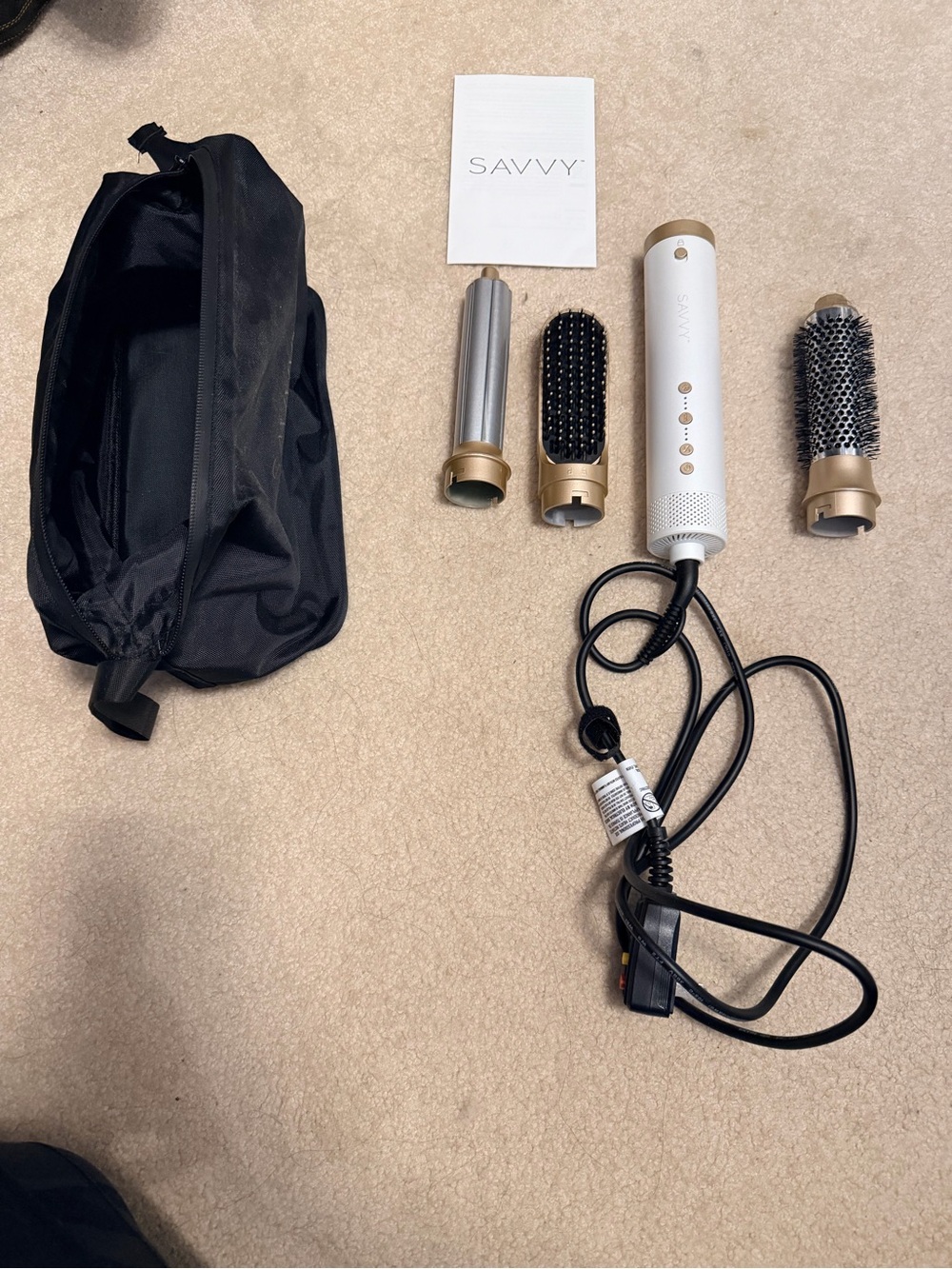 Savvy Hot Air Styler Set in White and Gold with 3 Detachable Heads
